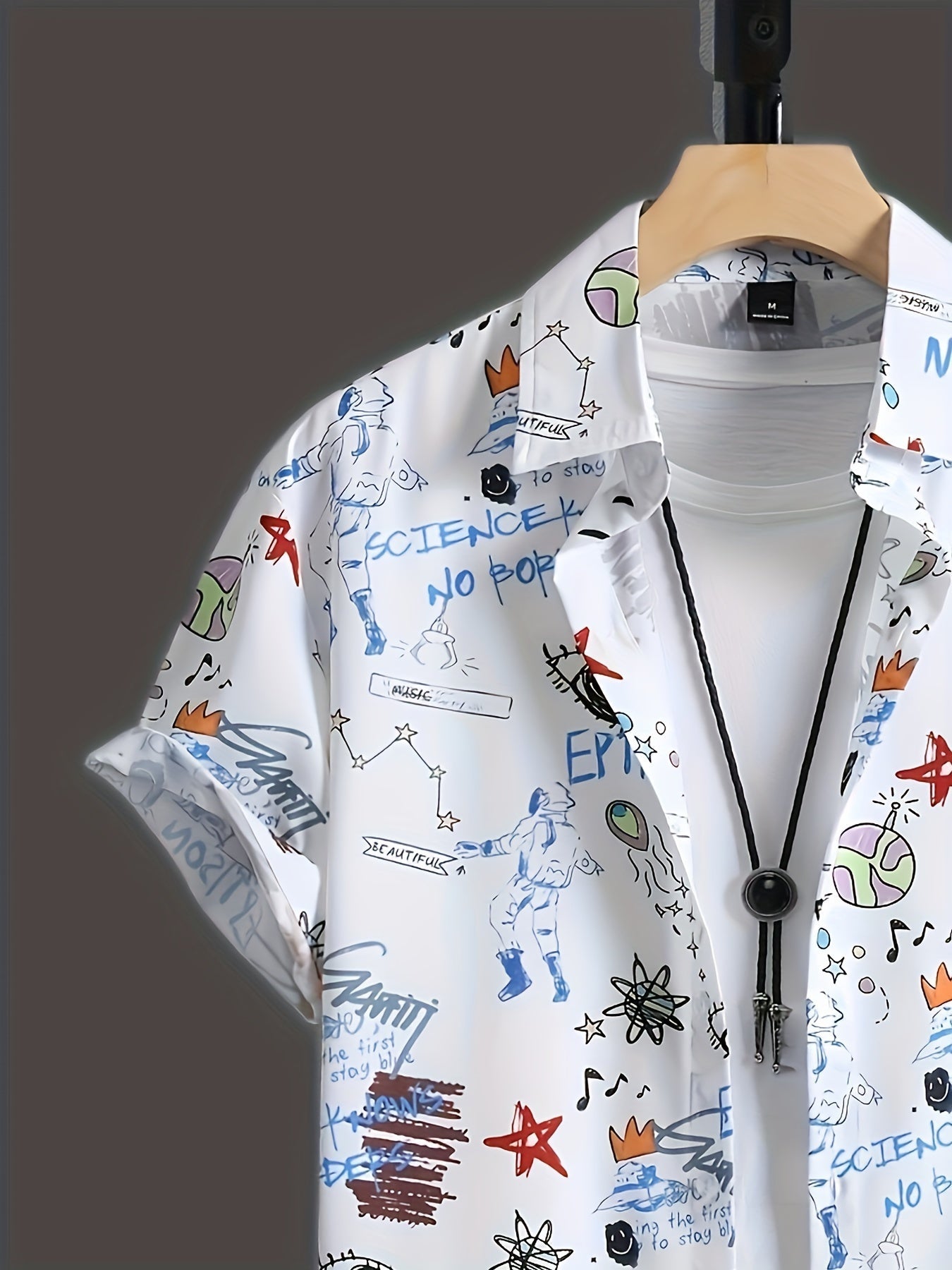 Herenoverhemd Streetwear Stijl met Graffiti Print Korte Mouwen – Casual Stedelijke Mode
