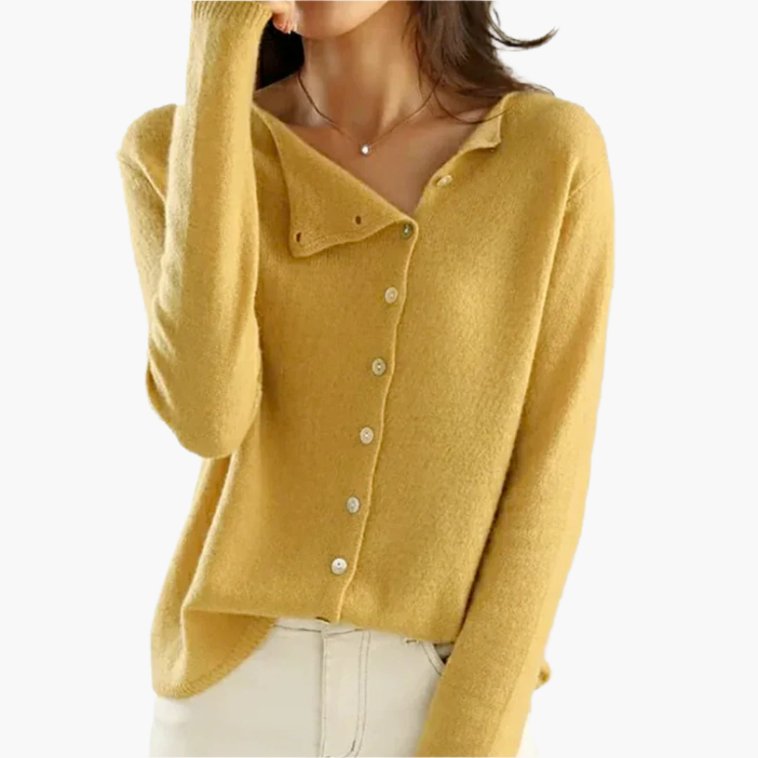 Cardigan femme élégant à fermeture décalée pour un look chic et confortable