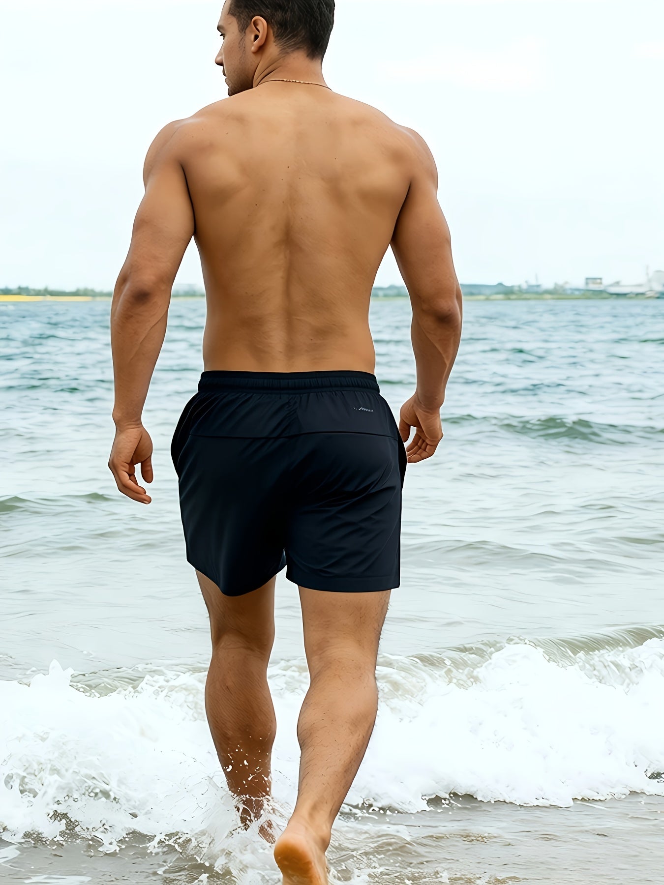 Bañador corto hombre estilo vacaciones – corte regular, look moderno para la playa o la piscina