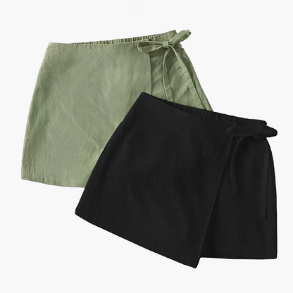 Jupe portefeuille courte style urbain pour femme, look décontracté chic, idéale pour l'été
