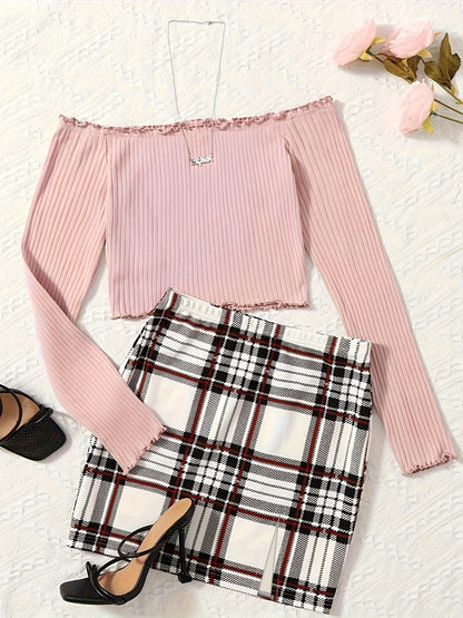 To-delt sæt til kvinder i elegant stil med ternet nederdel og off-shoulder top til forårs- og sommerudflugter