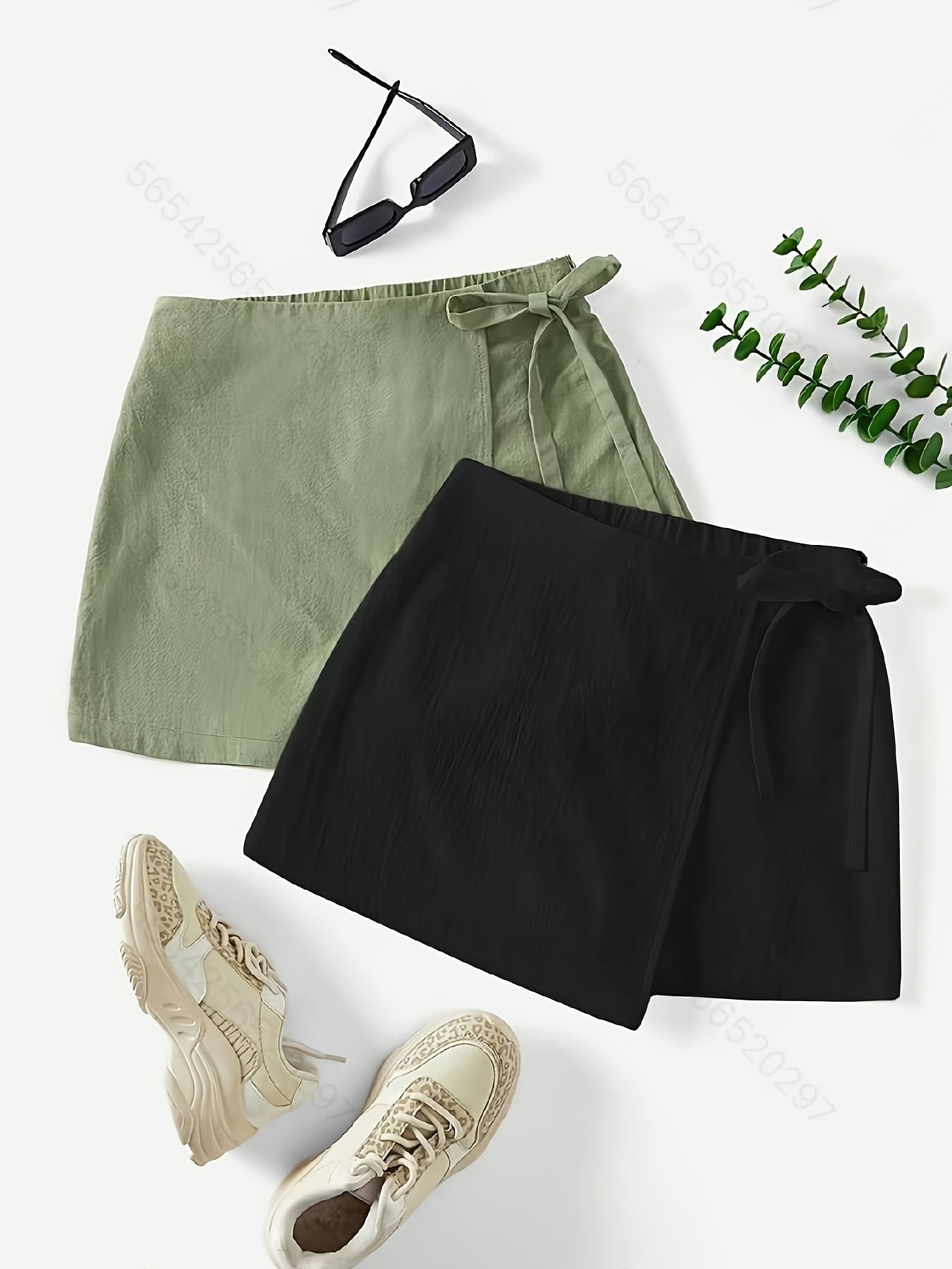 Jupe portefeuille courte style urbain pour femme, look décontracté chic, idéale pour l'été