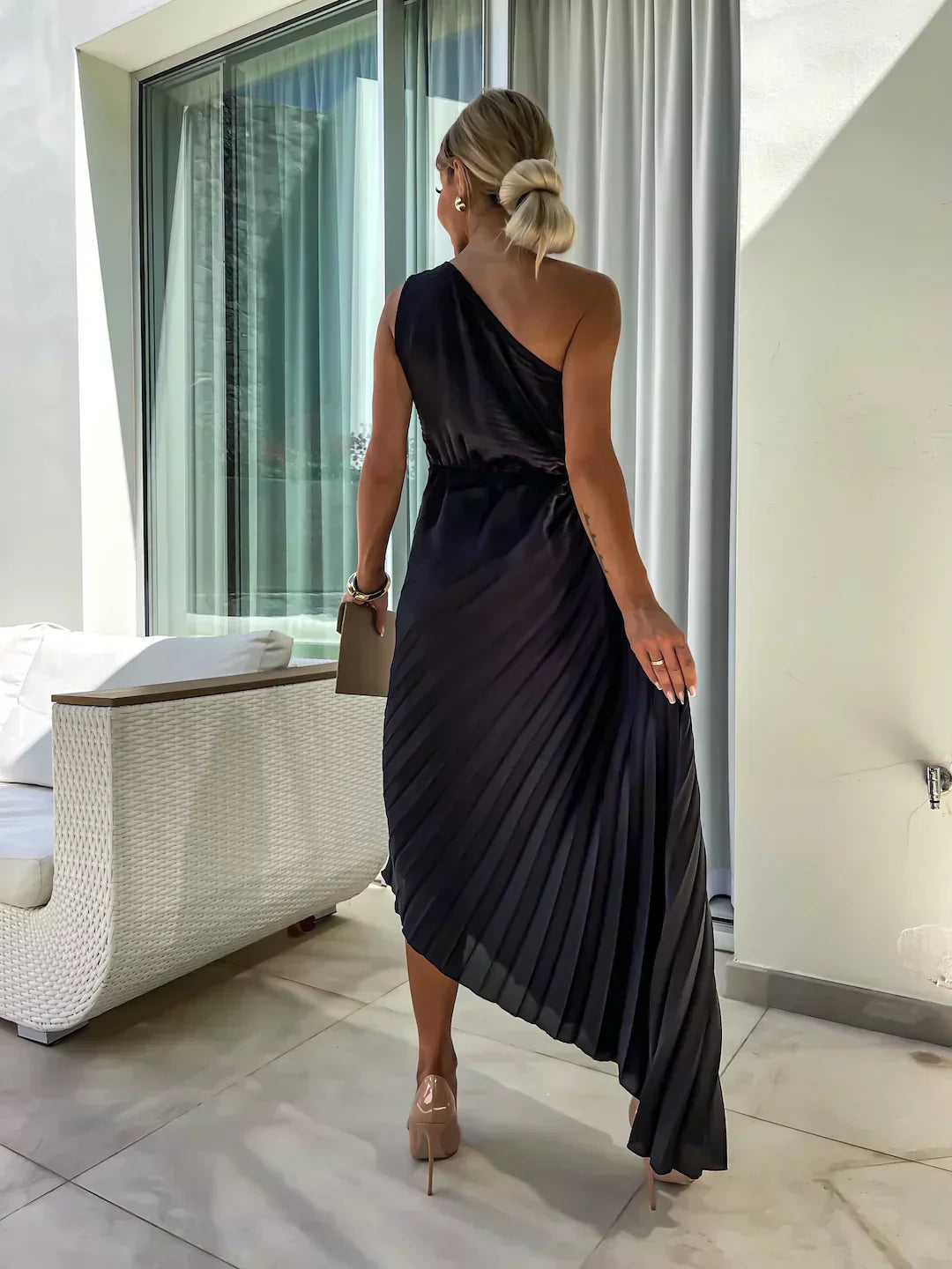 Plisowana sukienka wieczorowa na jedno ramię dla kobiet – Elegancja i wyrafinowanie na wydarzenia i wieczory