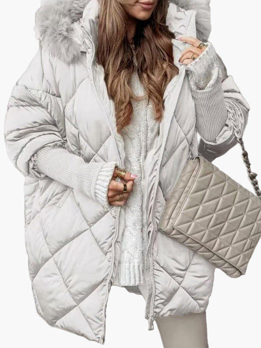 Manteau doudoune oversize à capuche pour femme, style chic et décontracté, idéal pour l'hiver
