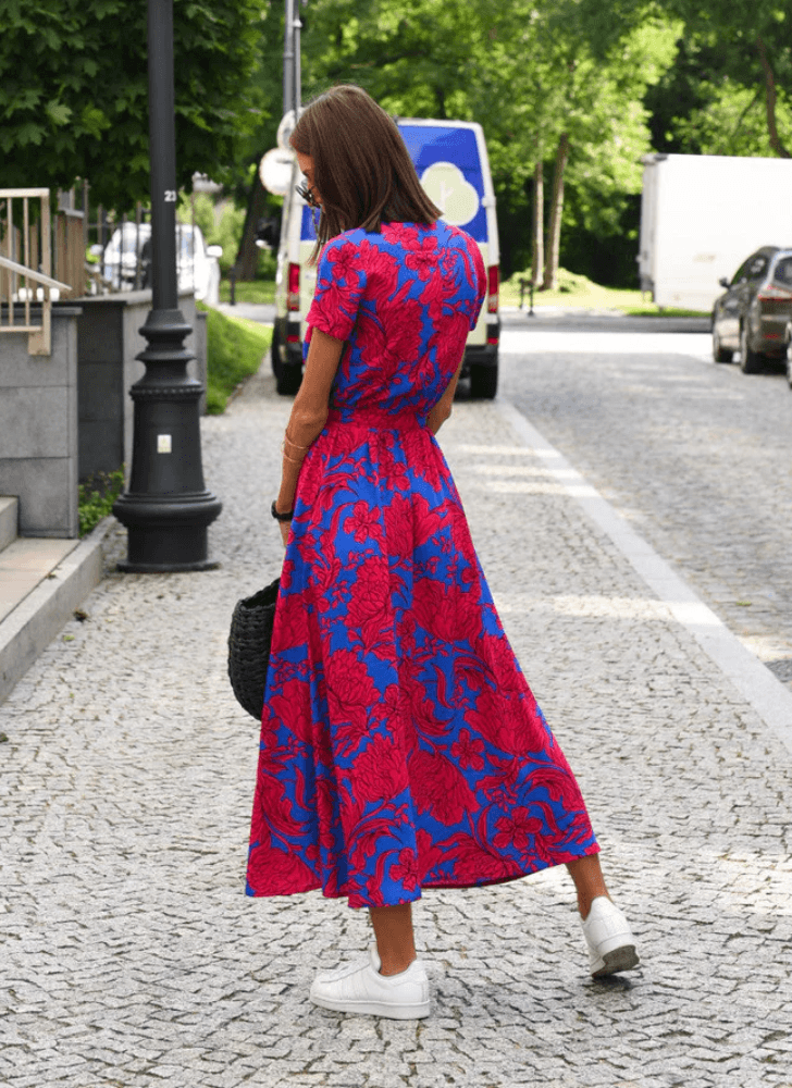 Tilda™ - Robe Midi à Col en V, Imprimé Floral et Manches Courtes