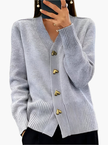 Cardigan femme chic à boutons cœur, style élégant pour automne et hiver